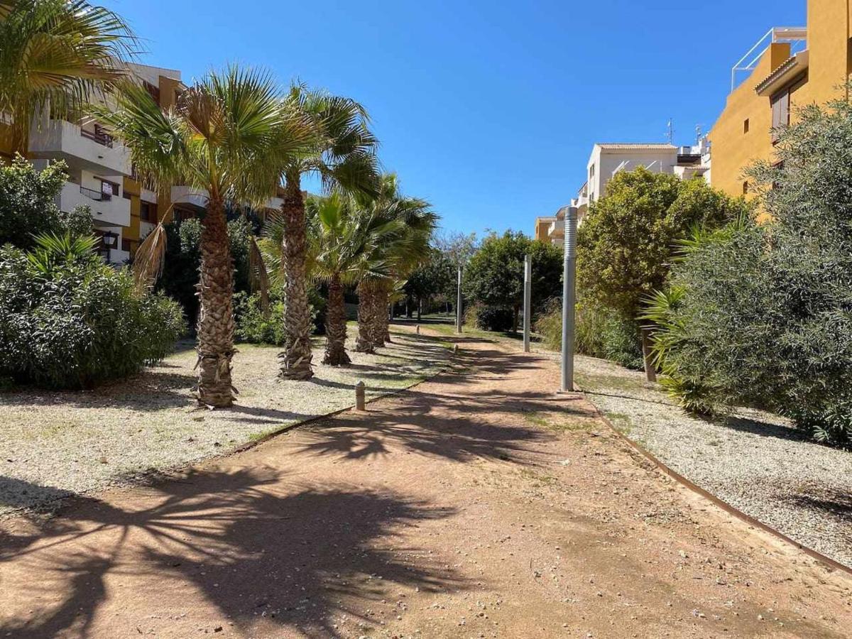 Acogedor Apartamento Al Lado De La Playa Alicante Exterior foto